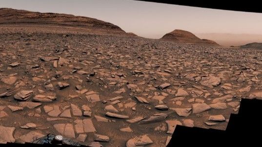 Mars Panorama: Curiosity Reveals Mysterious Sulfur Crystals