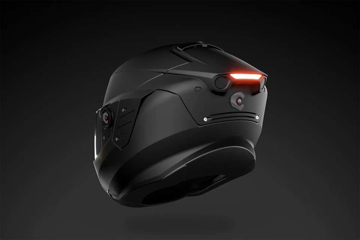 "AI Smart Helmet Eliminates Motorcycle Blind Spots"